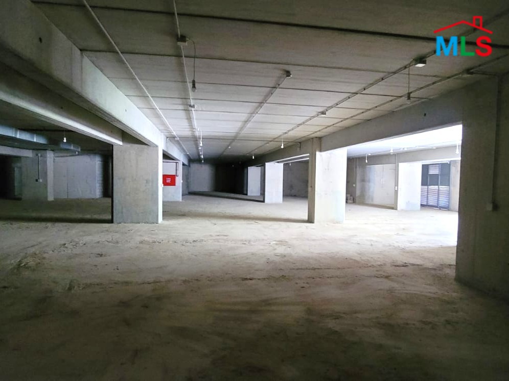 1,000 SQM Warehouse For Rent in Nahr Ibrahim