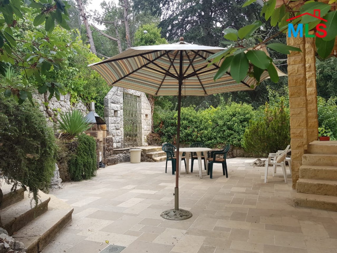 Furnished House With Terrace and Garden For Rent in Bikfaya, Naas