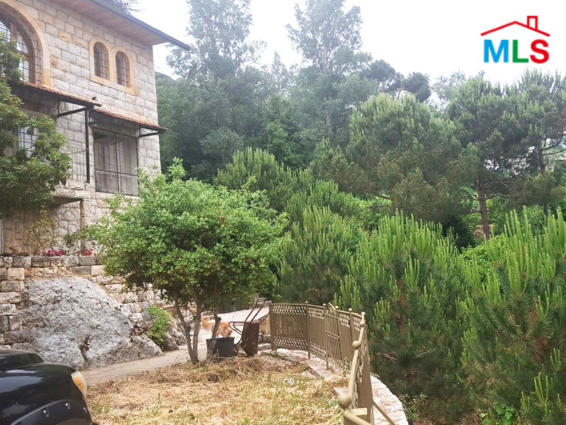 Furnished House With Terrace and Garden For Rent in Bikfaya, Naas