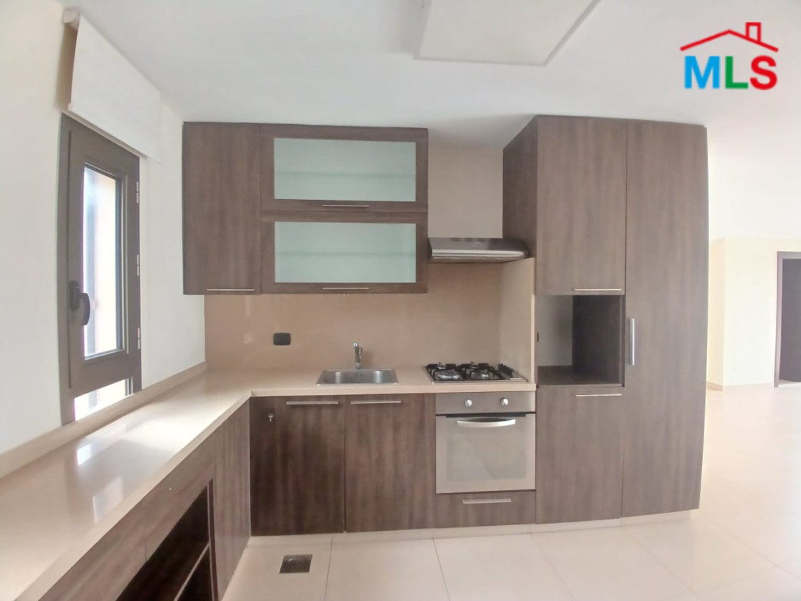 Unfurnished Roof Apartment With a Nice View For Rent in Qornet El Hamra