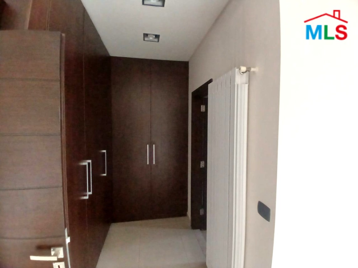 Unfurnished Apartment With a Nice View For Rent in Qornet El Hamra