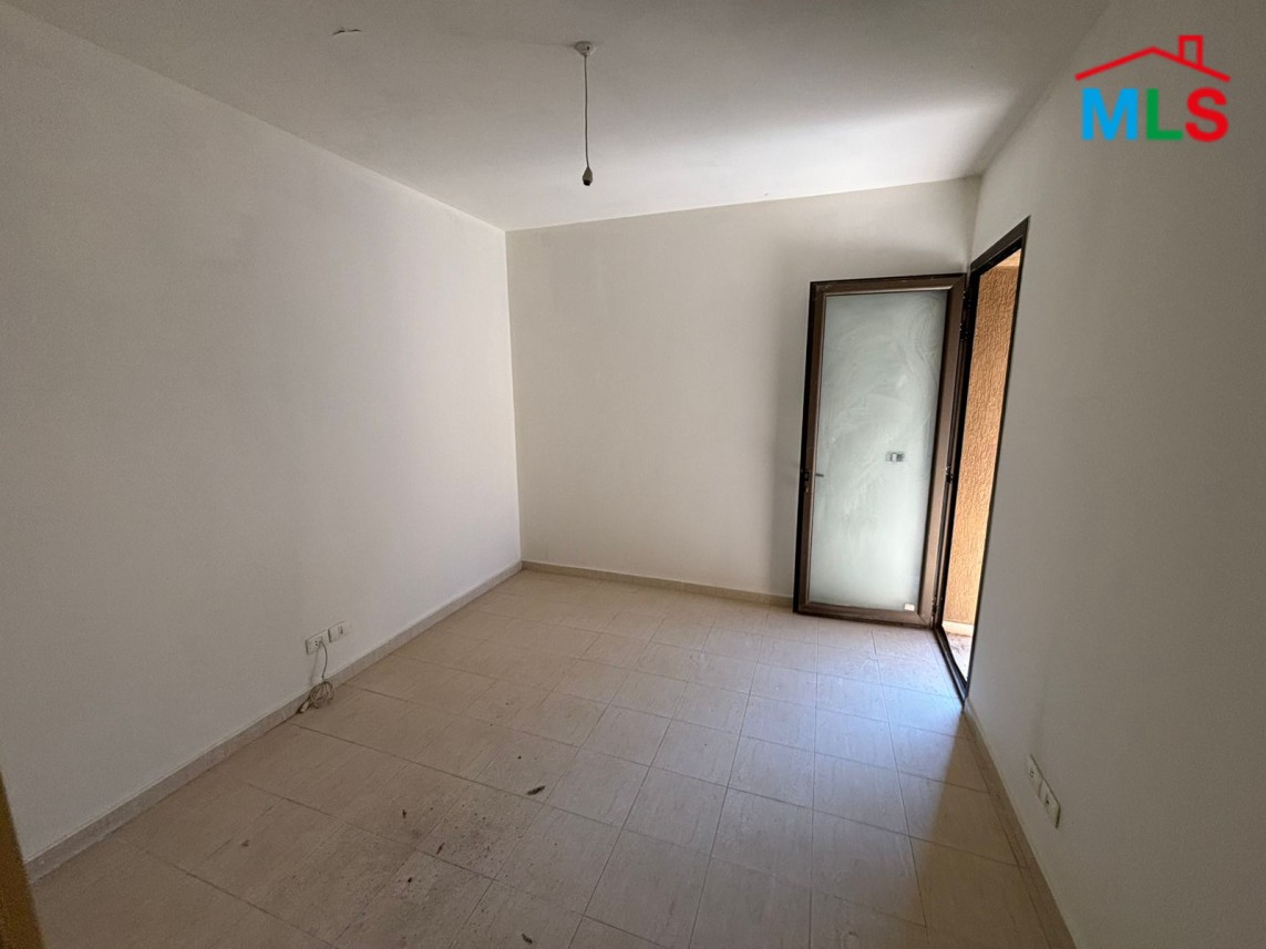 Unfurnished Apartment brand new For Rent in Mazraat Yachouh