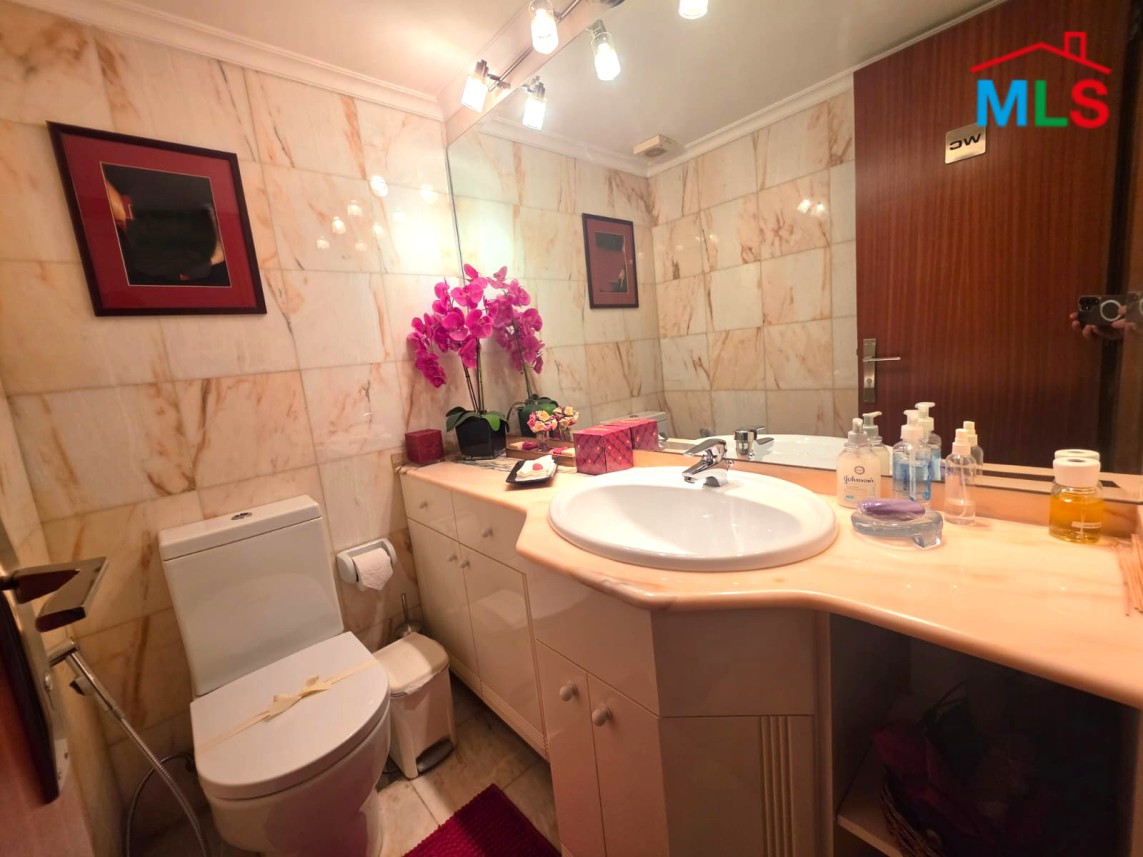 Fully Furnished Apartment For Rent in Louaizeh