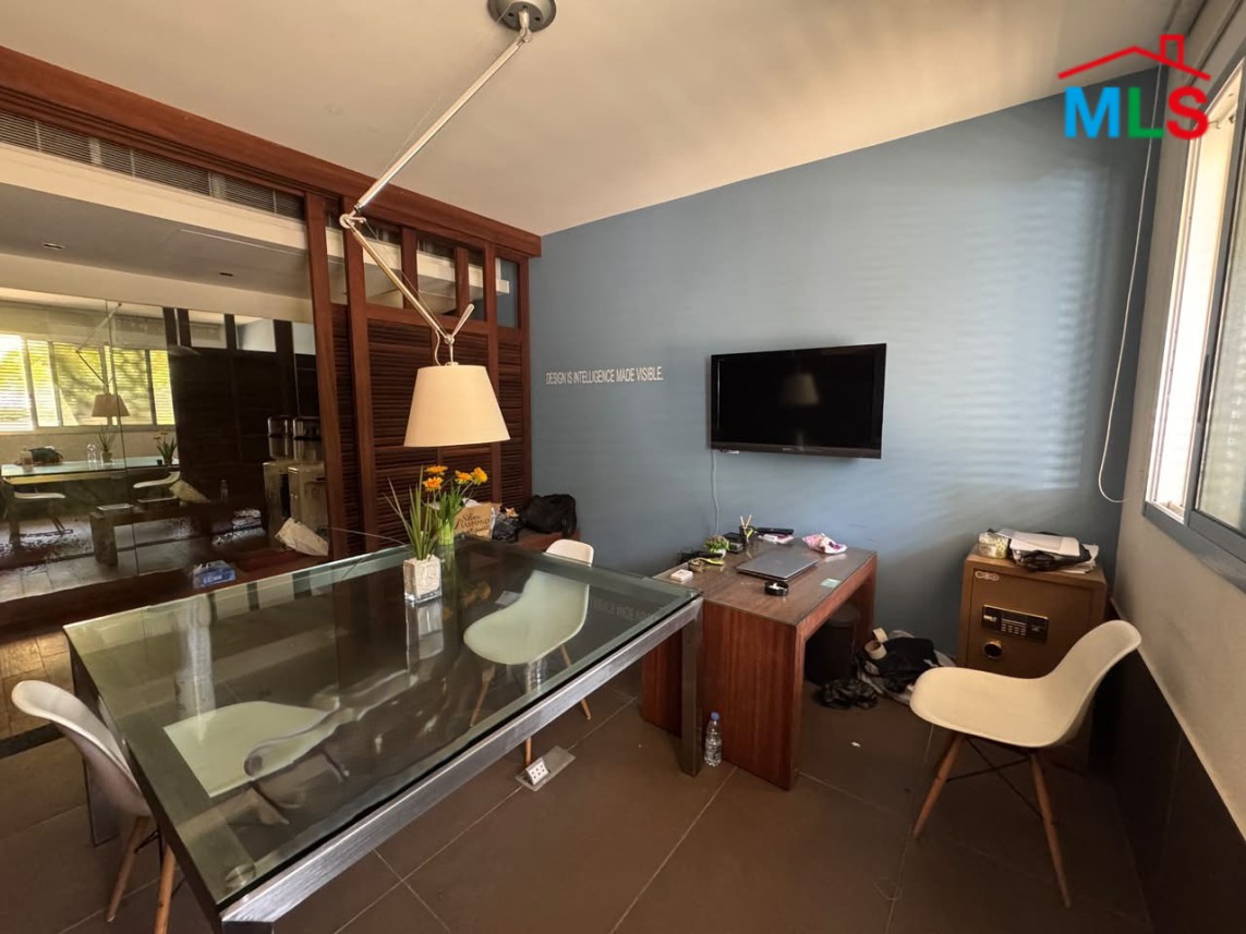 Ready-To-Use Office For Rent in Verdun, Beirut