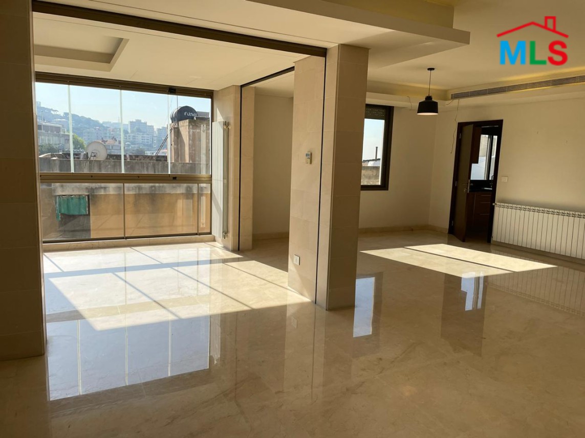 Spacious Apartment For Rent in Baabda, Brasilia