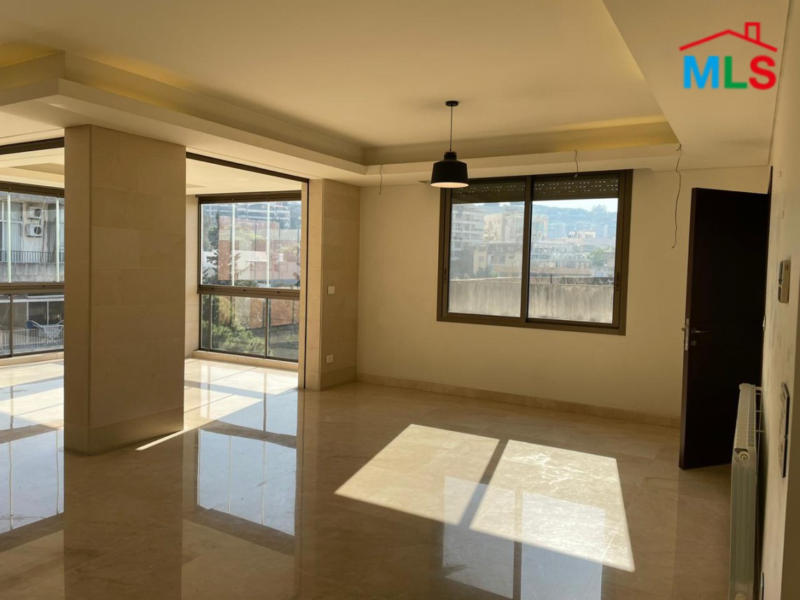 Spacious Apartment For Rent in Baabda, Brasilia