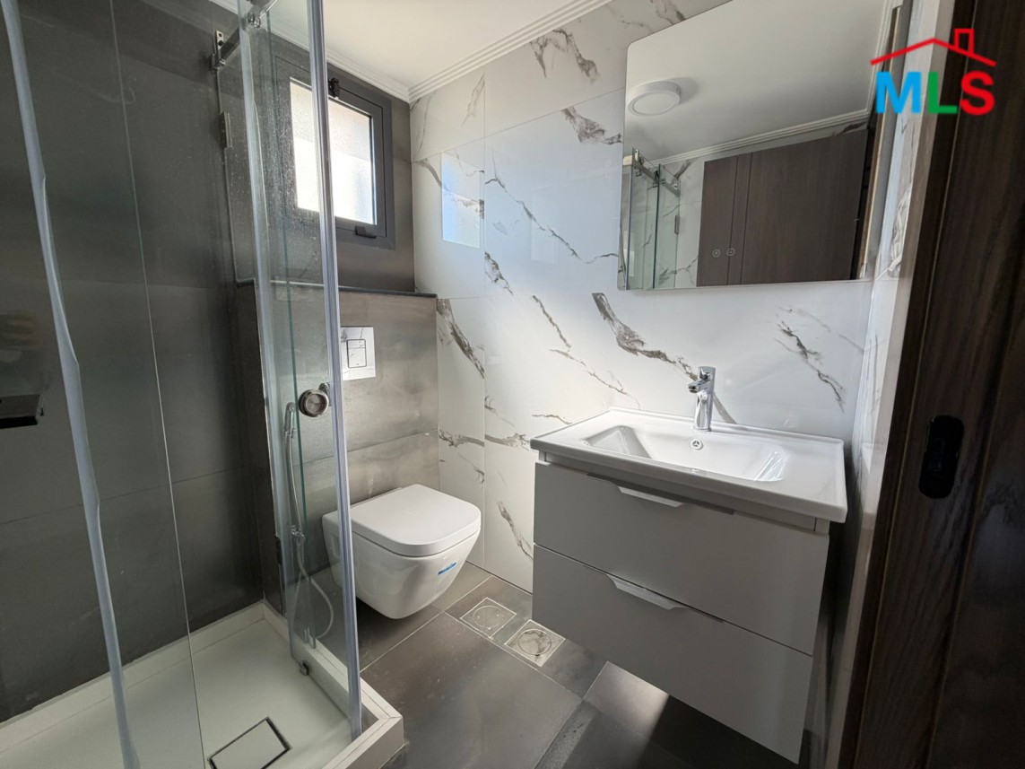 Brand New 2-Bedroom Apartment For Rent in Achrafieh, Lycée