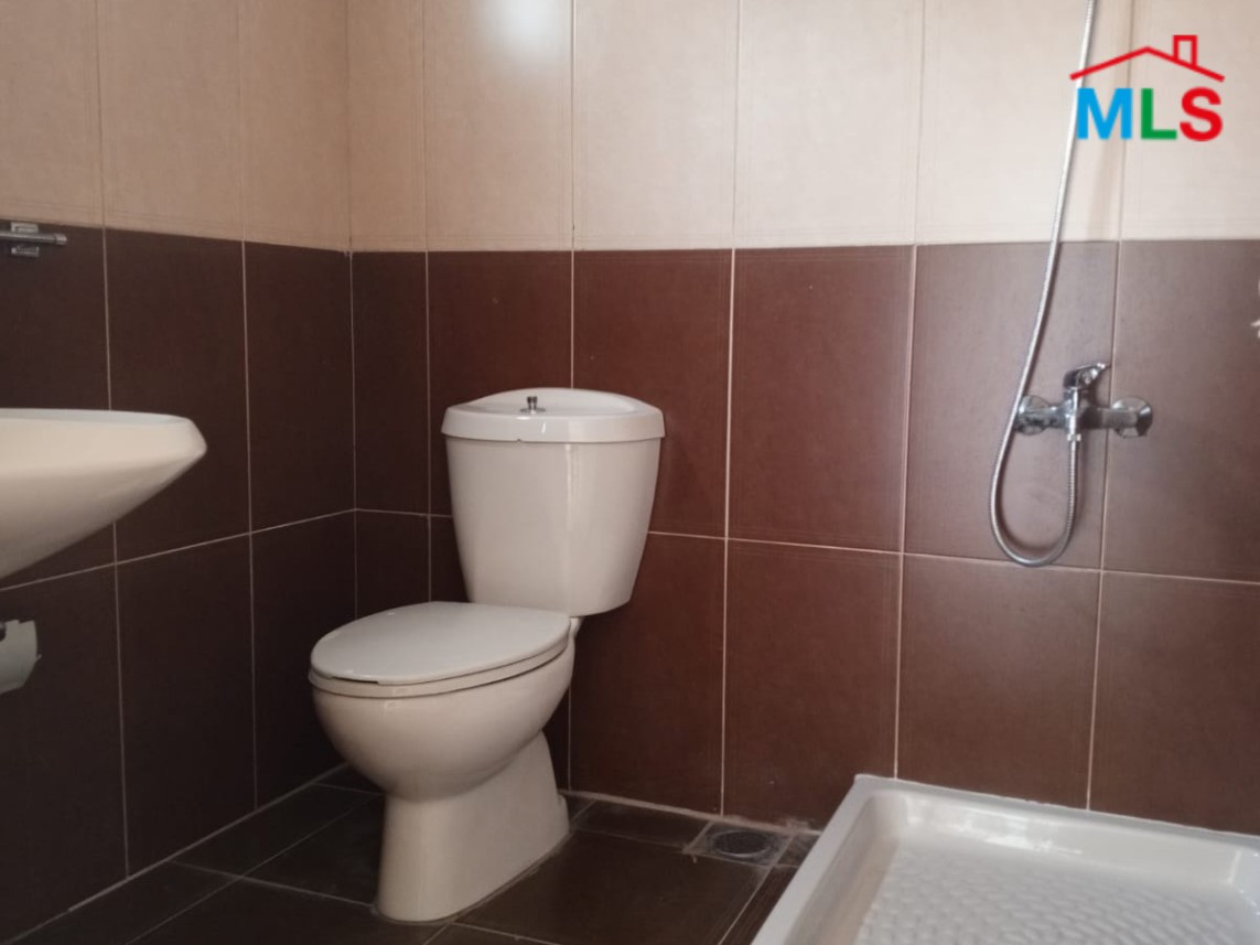 Apartment with Sea View For Rent in New Fidar, Halat