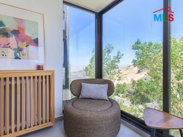 Fully Decorated & Furnished Chalet For Rent in Mzaar