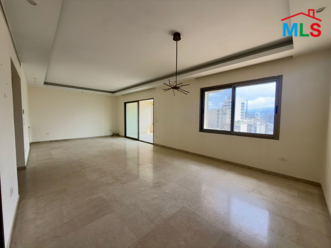 Spacious & Elegant 3-Bedroom Apartment For Rent in Achrafieh, Sassine