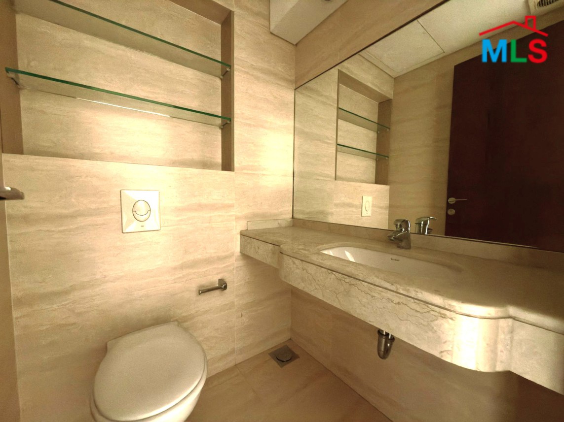 Spacious & Elegant 3-Bedroom Apartment For Rent in Achrafieh, Sassine