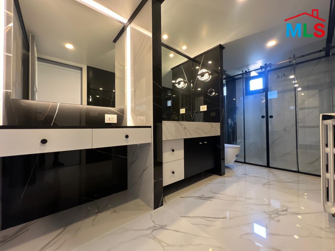 Amazing Apartment with Sea & Mountain View For Rent in New Naccache