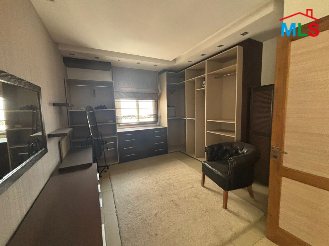 Semi-Furnished Apartment For Rent in Dekweneh