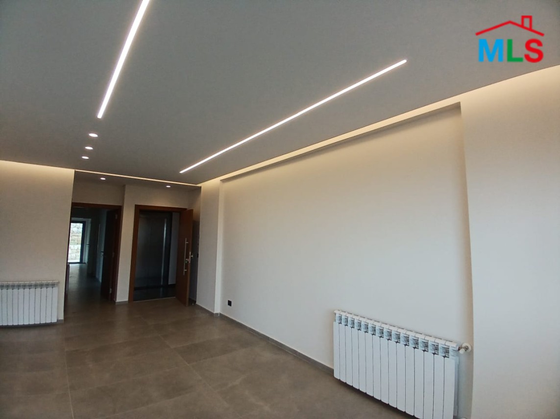 High-End Apartment with Sea and Mountain View For Rent in Roumie