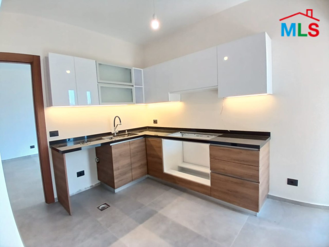 High-End Apartment with Sea and Mountain View For Rent in Roumie