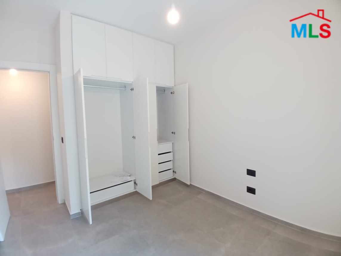 High-End Apartment with Sea and Mountain View For Rent in Roumie