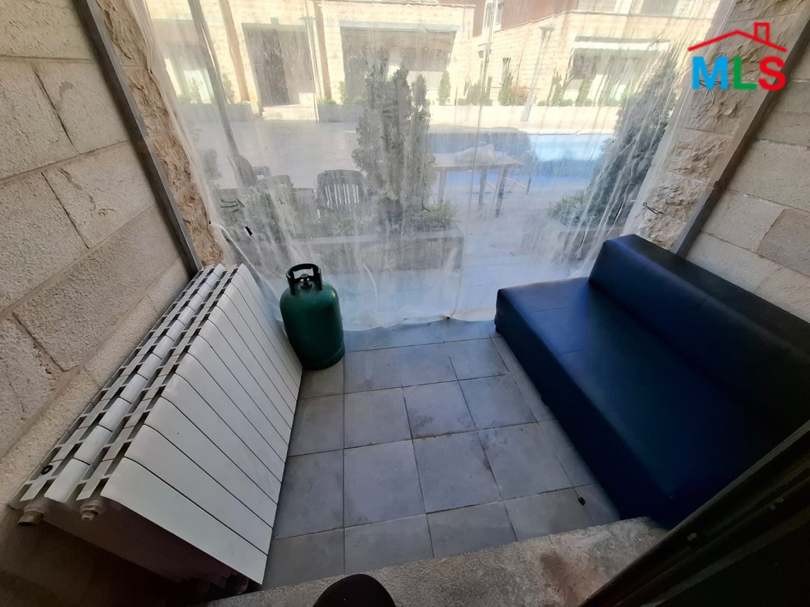 Fully Furnished One Bedroom Chalet For Rent In Zaarour