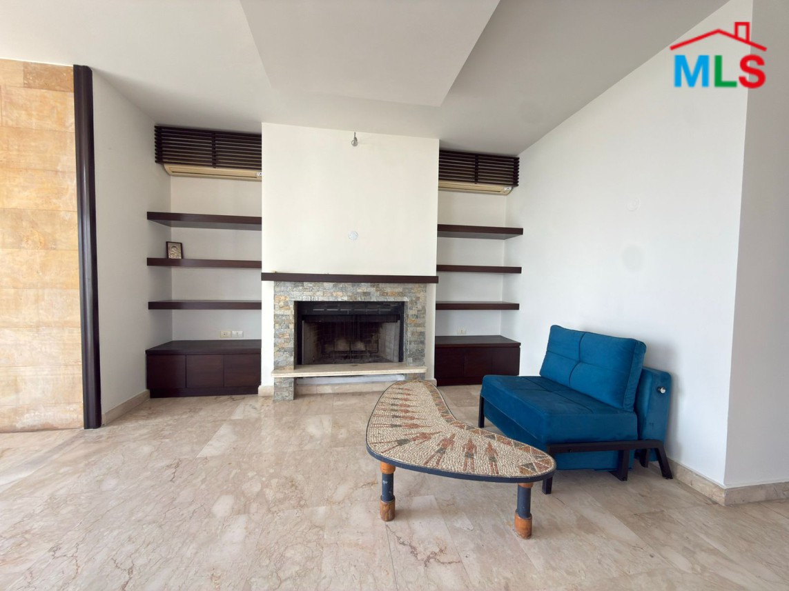 Elegant Apartment with City View For Rent in Achrafieh, Sassine