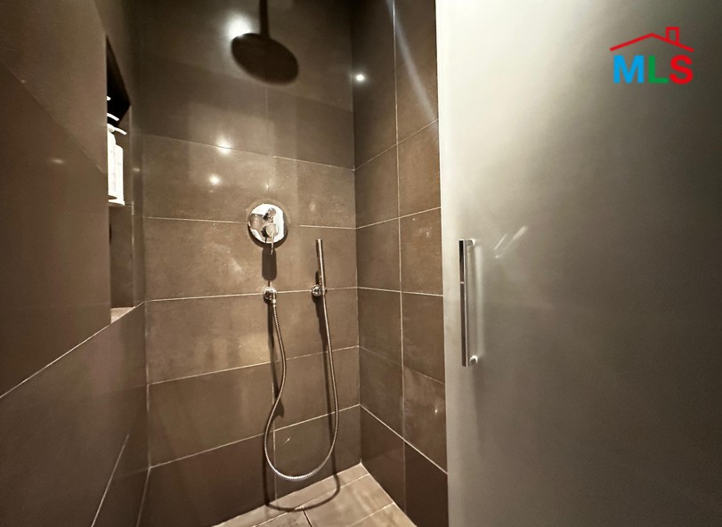 All Inclusive! One Bedroom Studio For Rent in Down Town