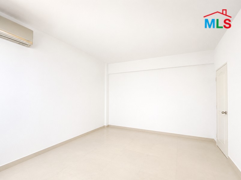 170 SQM Office For Rent in Prime Location in Achrafieh, Sodeco