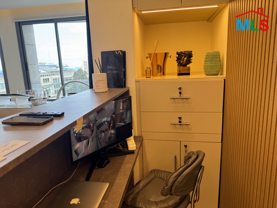 Beauty Clinic For Rent & Assets for Sale in Achrafieh, Charles Malek