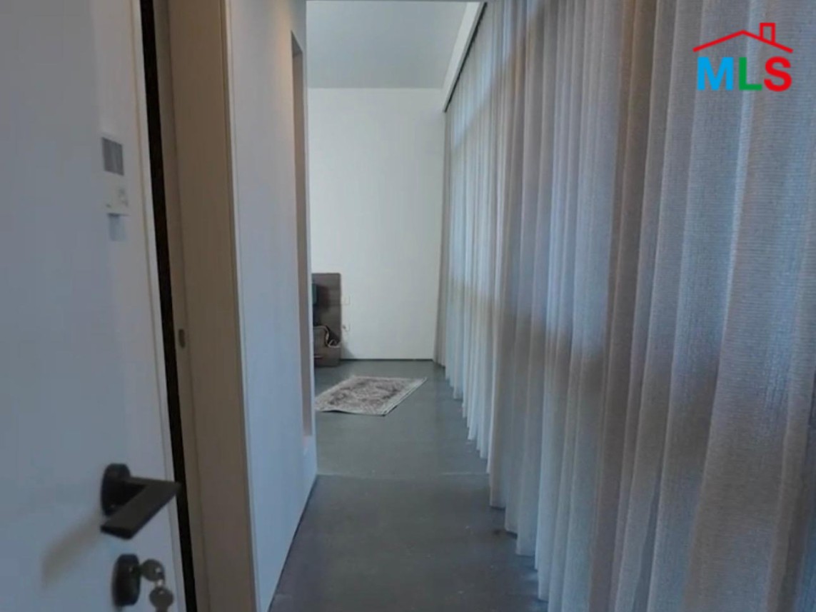 Bright & Furnished Apartment in Iconic Building For Rent in Saifi