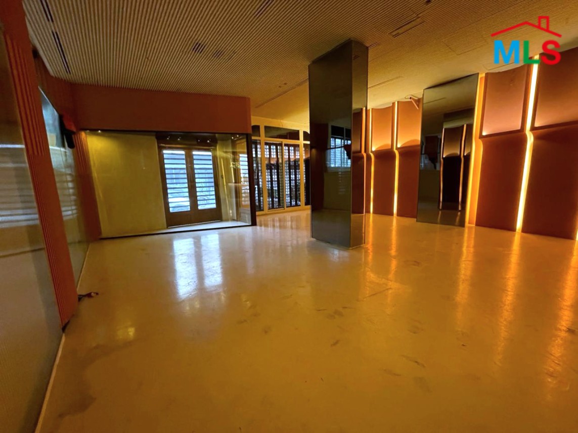 500 SQM Resto/Club with Terrace in Prime Location For Rent in Saifi