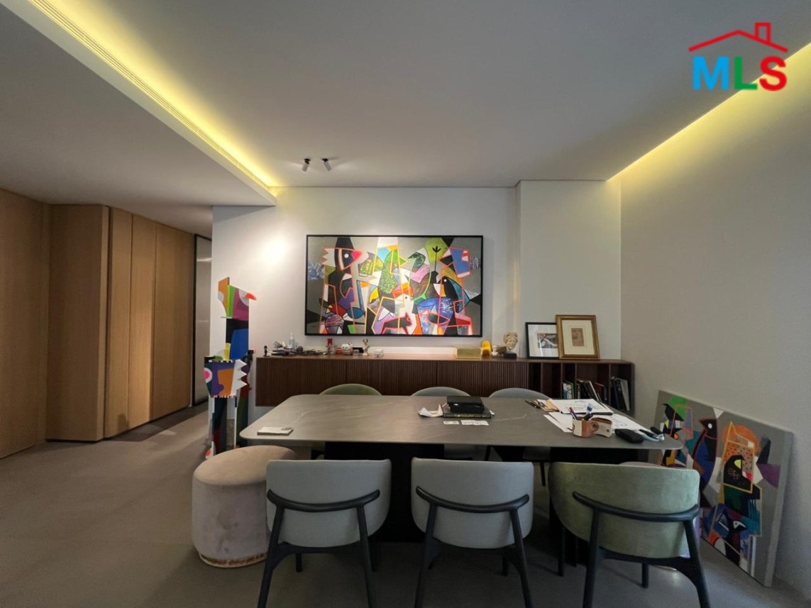 Furnished 3-Bedroom Apartment For Rent in Achrafieh, Sioufi