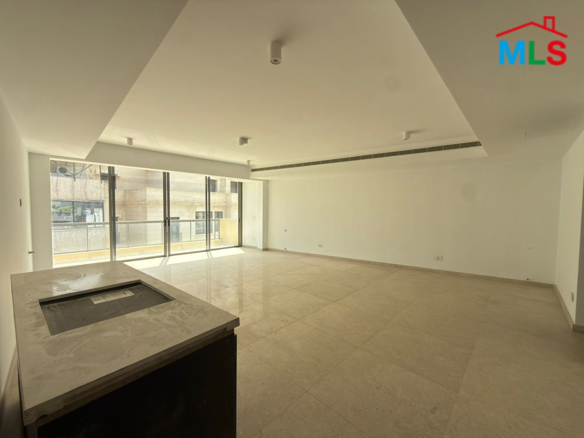 3-Bedrooms Apartment For Rent in Achrafieh, Sassine