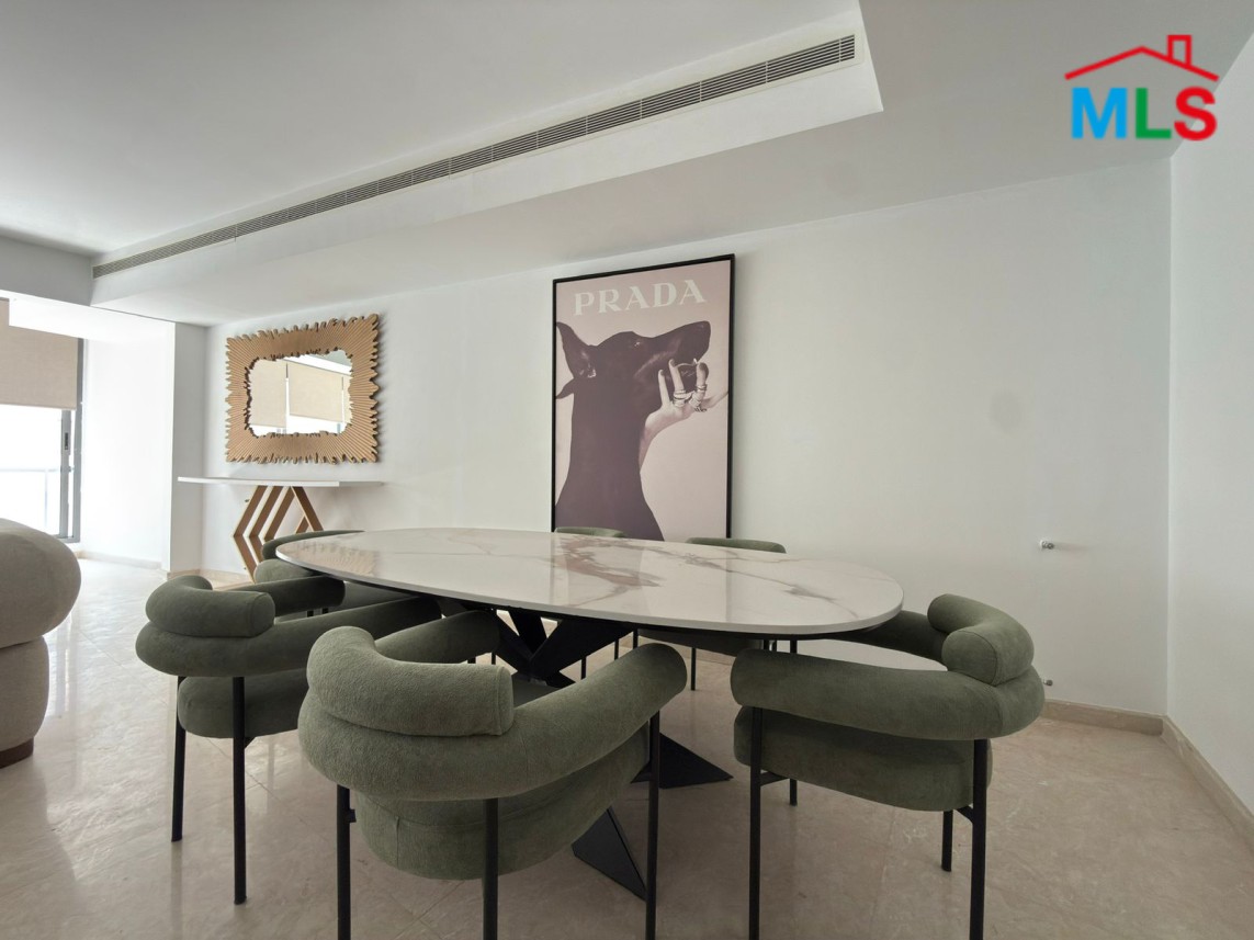 Elegant & Furnished Apartment For Rent in Achrafieh, Sassine