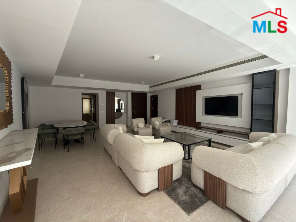 Elegant & Furnished Apartment For Rent in Achrafieh, Sassine