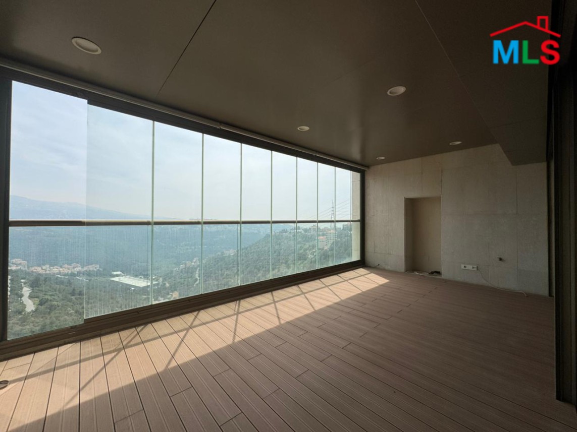 High-End & Decorated Apartment with Mountain View For Rent in Monteverde
