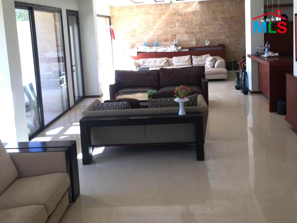 Furnished Villa With Garden & Mountain View For Rent in Shalimar, Baabdat