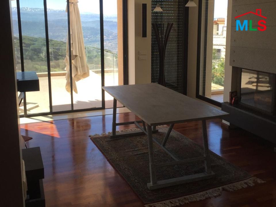 Furnished Villa With Garden & Mountain View For Rent in Shalimar, Baabdat
