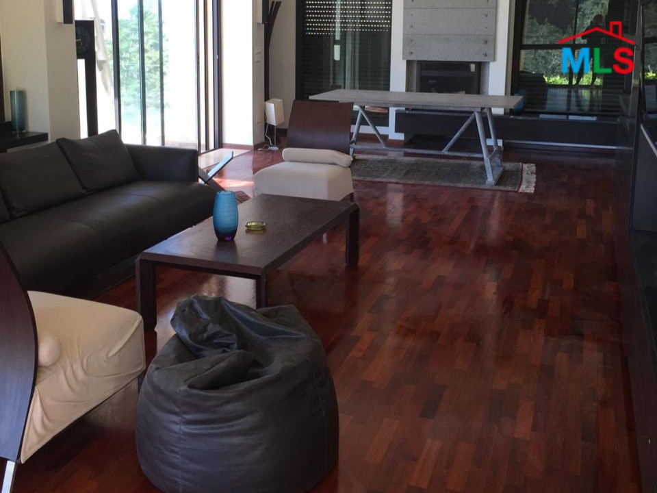 Furnished Villa With Garden & Mountain View For Rent in Shalimar, Baabdat