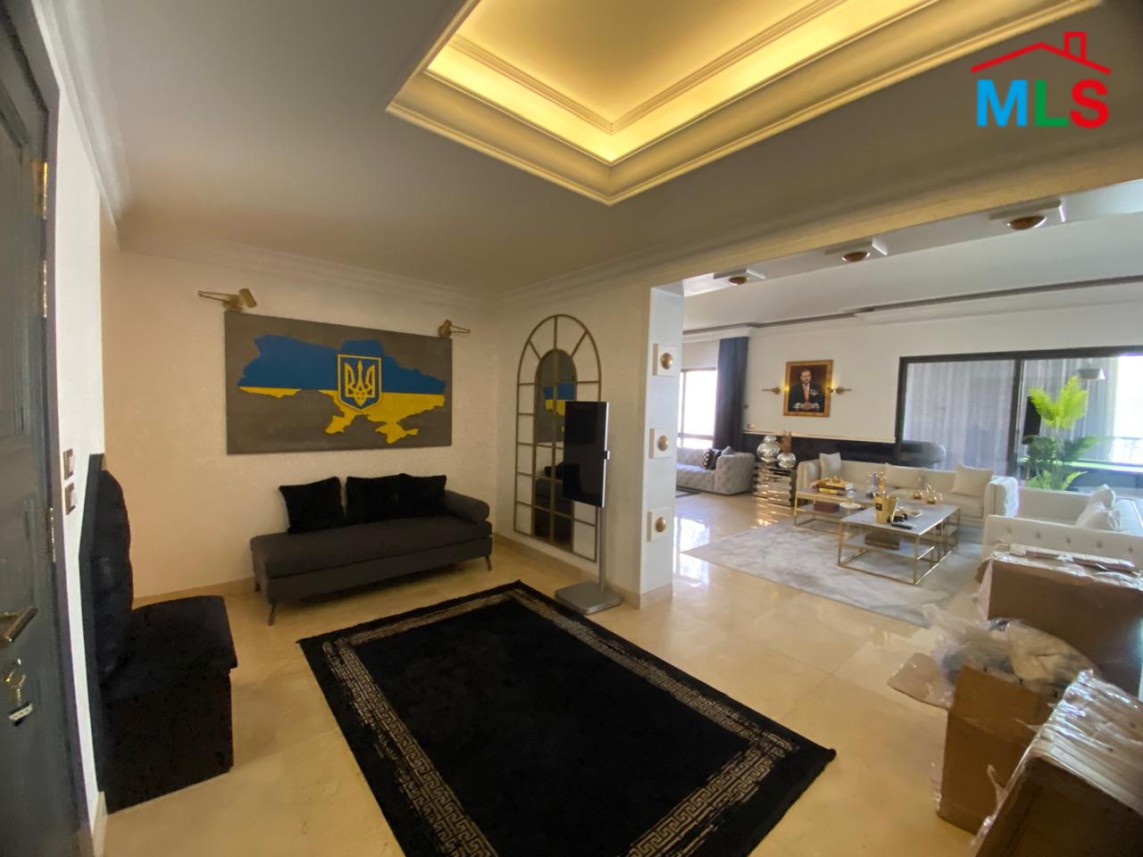 Luxury Living! Unfurnished 3-Bedroom Apartment For Rent in Uneso
