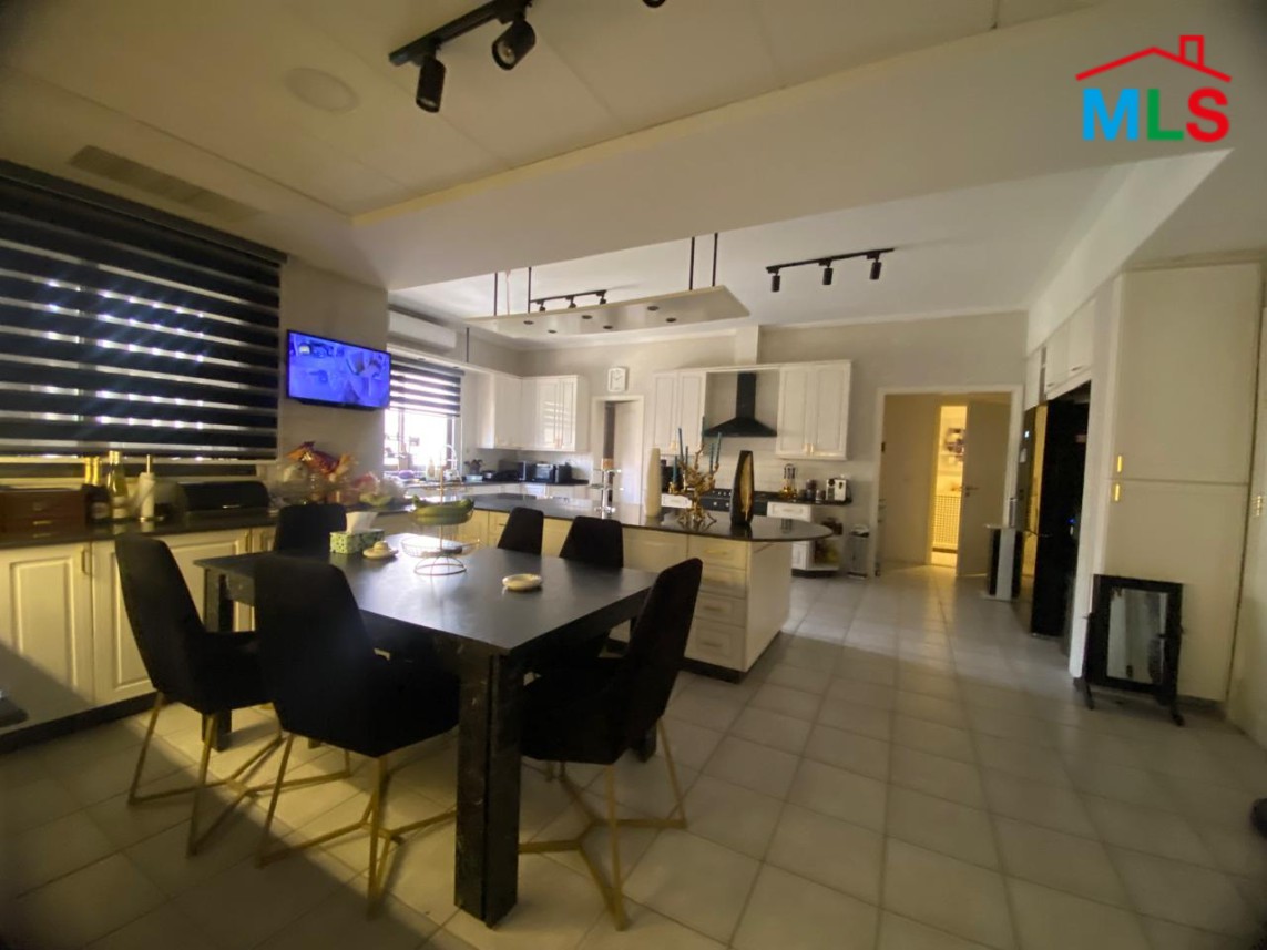 Luxury Living! Unfurnished 3-Bedroom Apartment For Rent in Uneso