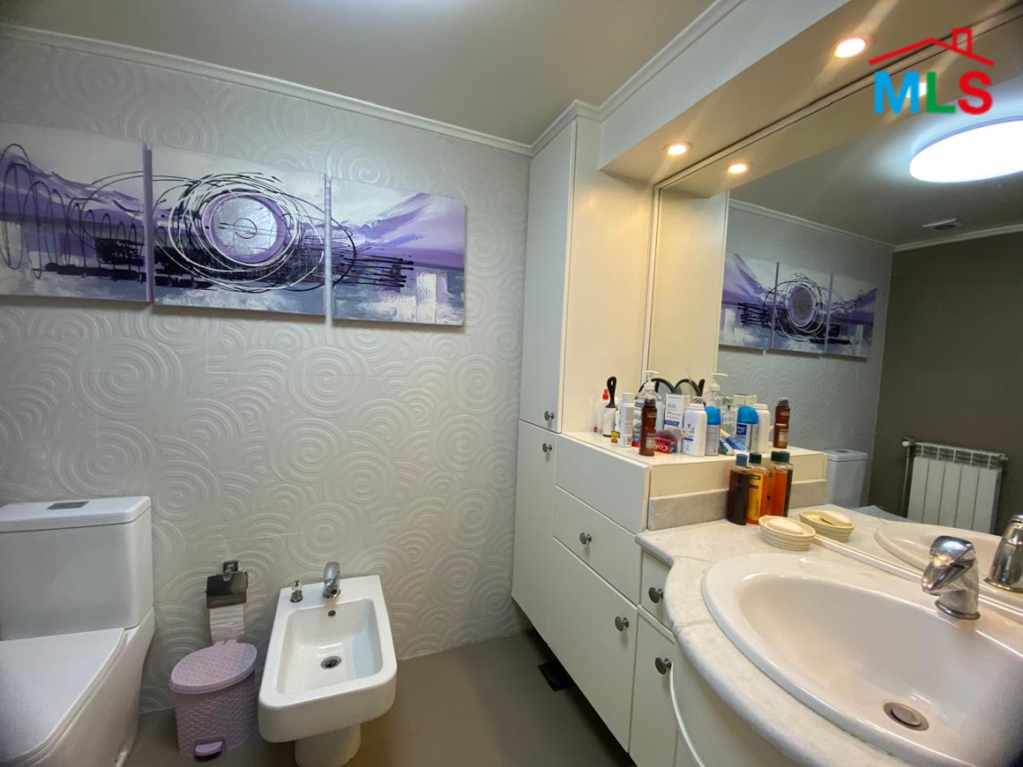 Luxury Living! Unfurnished 3-Bedroom Apartment For Rent in Uneso