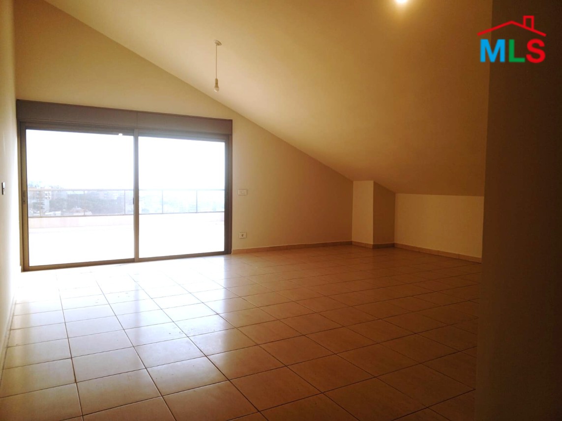 Spacious Apartment with Roof Terrace & Sea View For Rent in Aoukar