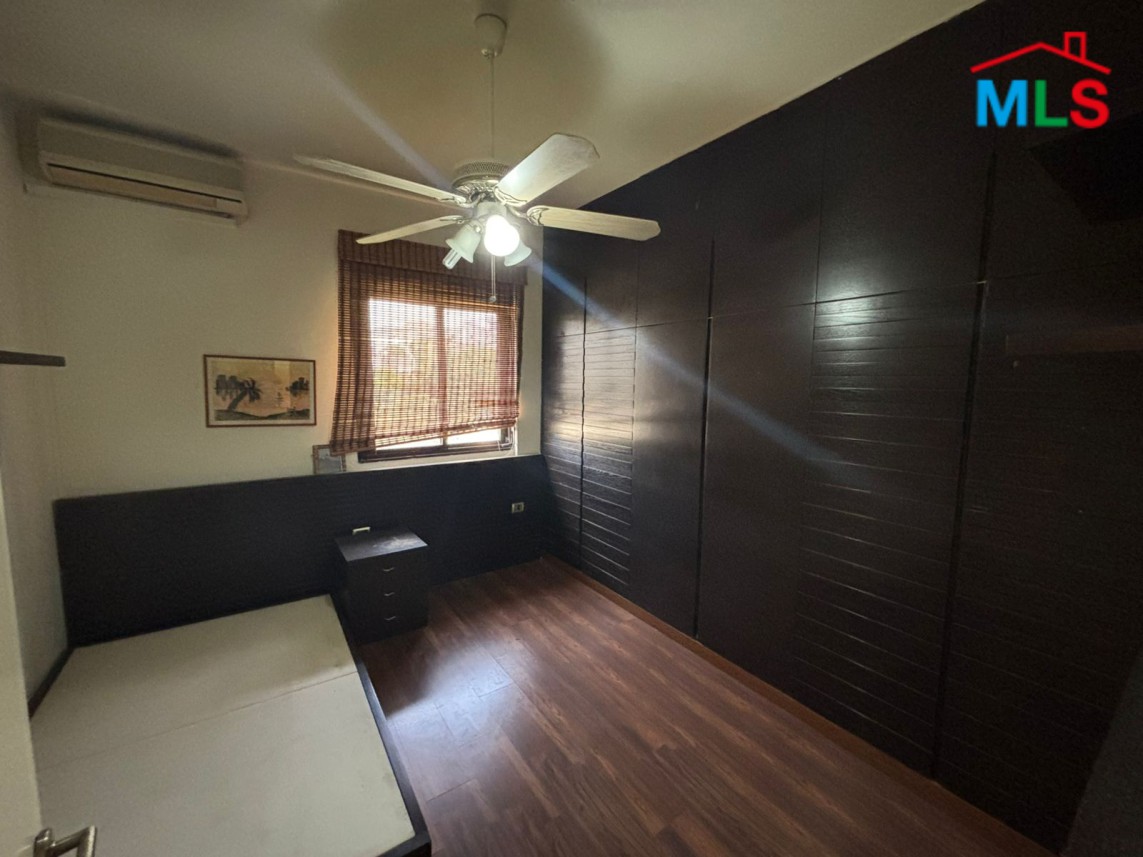 Spacious Apartment For Rent in Aoukar