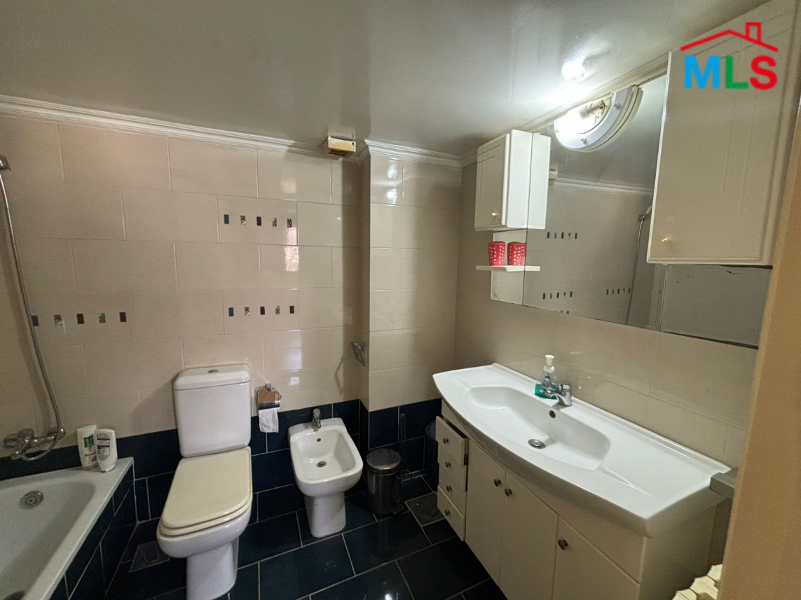 Spacious Apartment For Rent in Aoukar