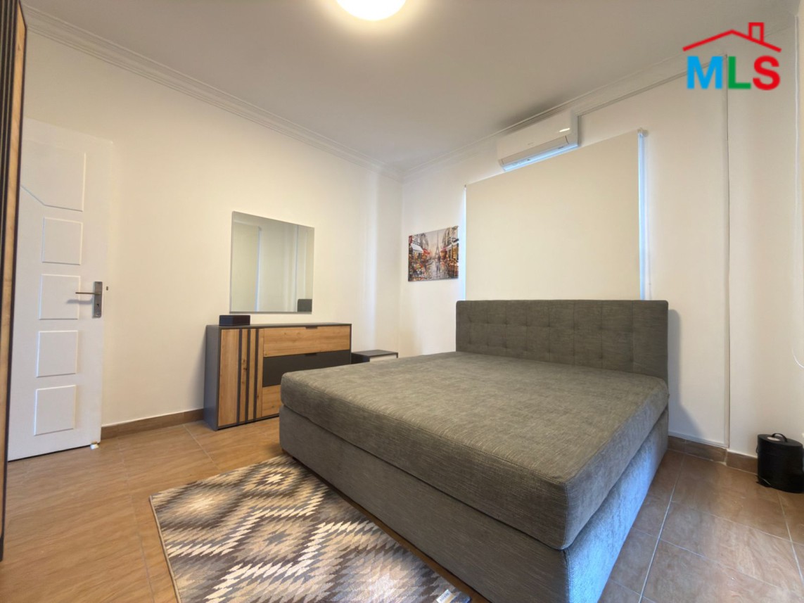 Sunny & Charming Apartment with Terrace For Rent in Achrafieh, Fassouh