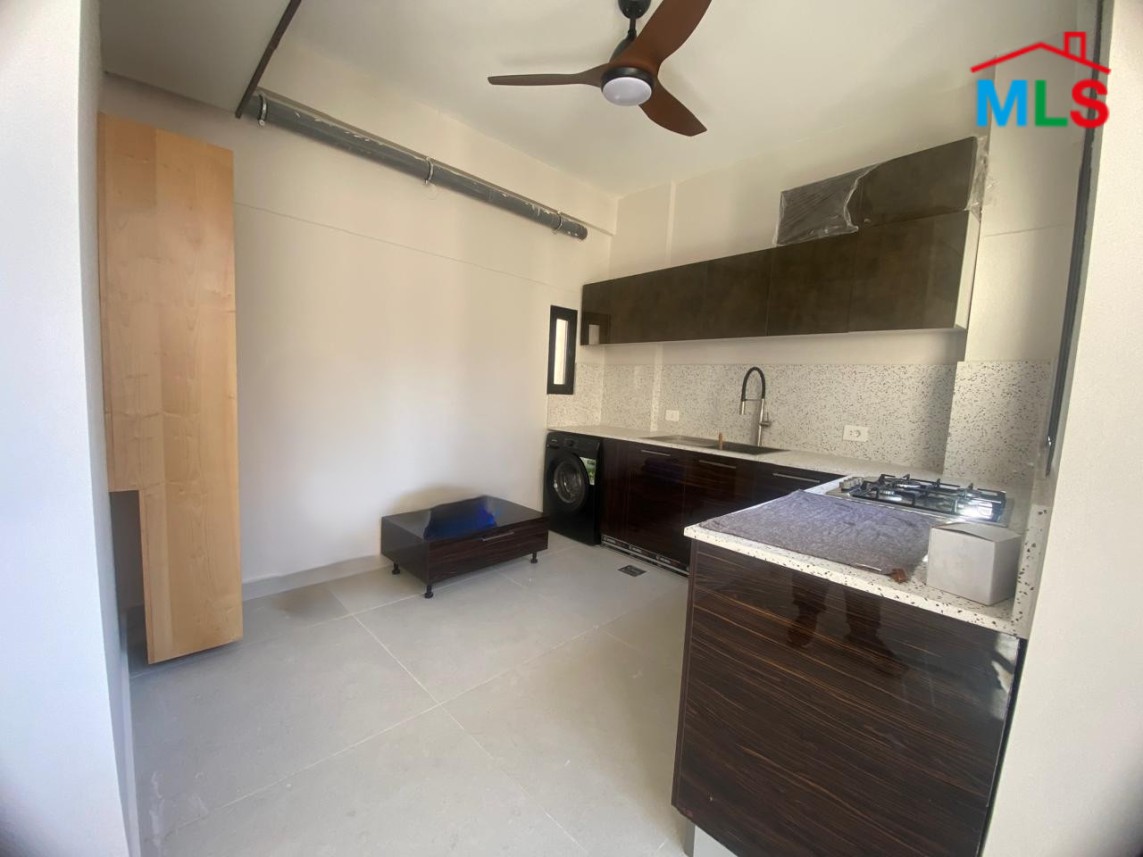 Cozy & Sunny Apartment For Rent in Verdun, Beirut
