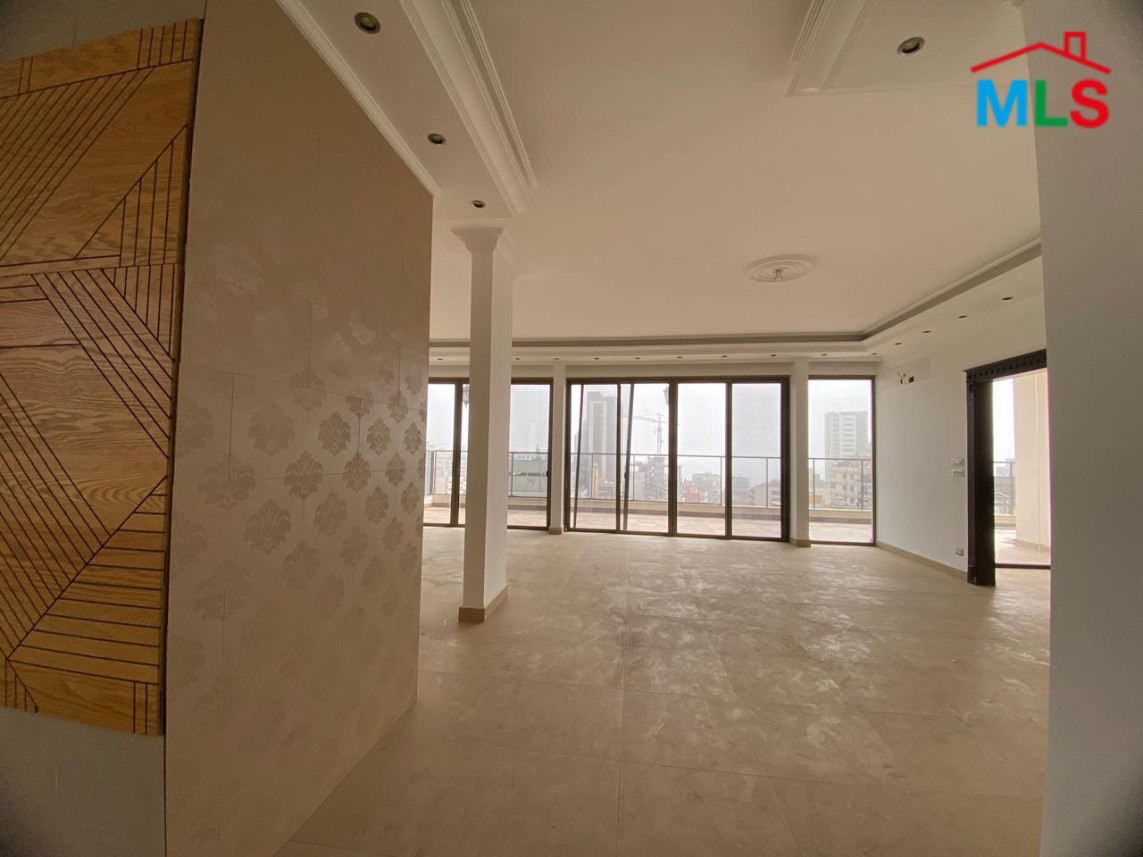 Spacious Apartment with Amazing Open City View For Rent in Koraytem, Ras Beirut