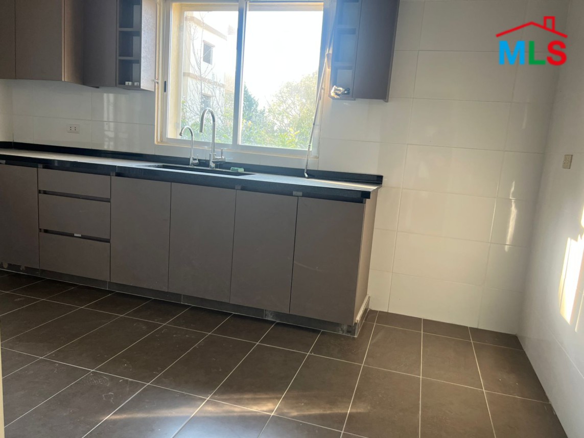 Spacious Individual House For Rent in Arayia