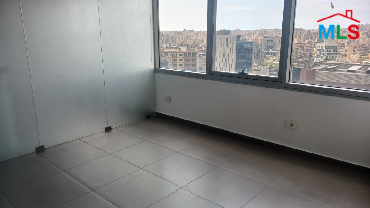 A 88 SQM Office For Rent in Sin El Fil