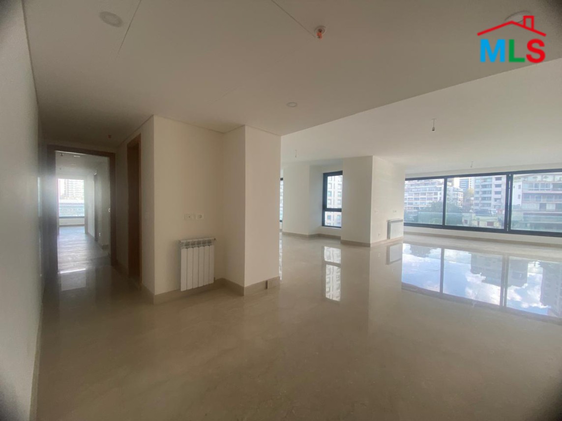 Luxury Living! Apartment with Sea & City View For Rent in Clemenceau, Ras Beirut
