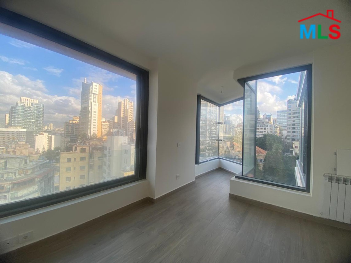 Luxury Living! Apartment with Sea & City View For Rent in Clemenceau, Ras Beirut