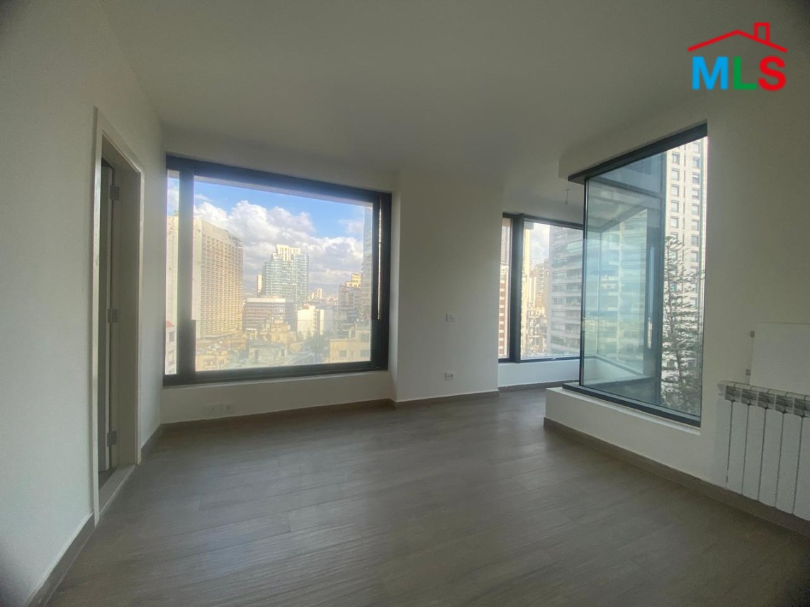 Luxury Living! Apartment with Sea & City View For Rent in Clemenceau, Ras Beirut