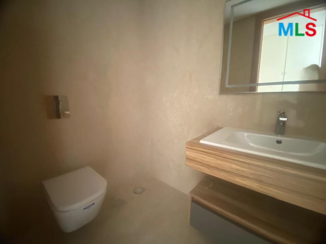 Luxury Living! Apartment with Sea & City View For Rent in Clemenceau, Ras Beirut
